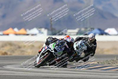 media/Dec-07-2025-CVMA (Sun) [[3e7d2de5dc]]/Race 7-Formula Lightweight Twins Shootout/